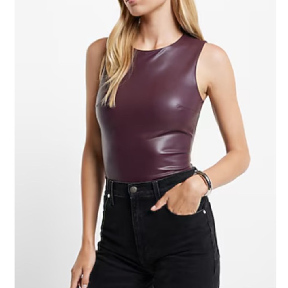 Sleek Burgundy Sleeveless Top